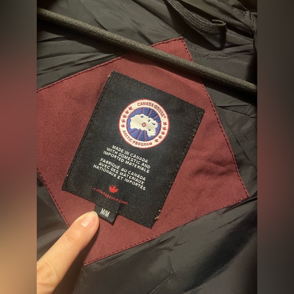 Canada Goose Rossclair Parka Elderberry Medium hood coyote fur down coat - Picture 10 of 14